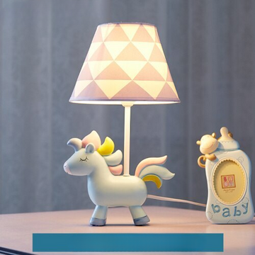Lámpara de escritorio unicornio