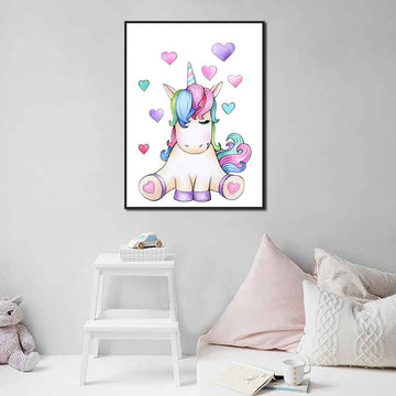 Painting unicorn in love
