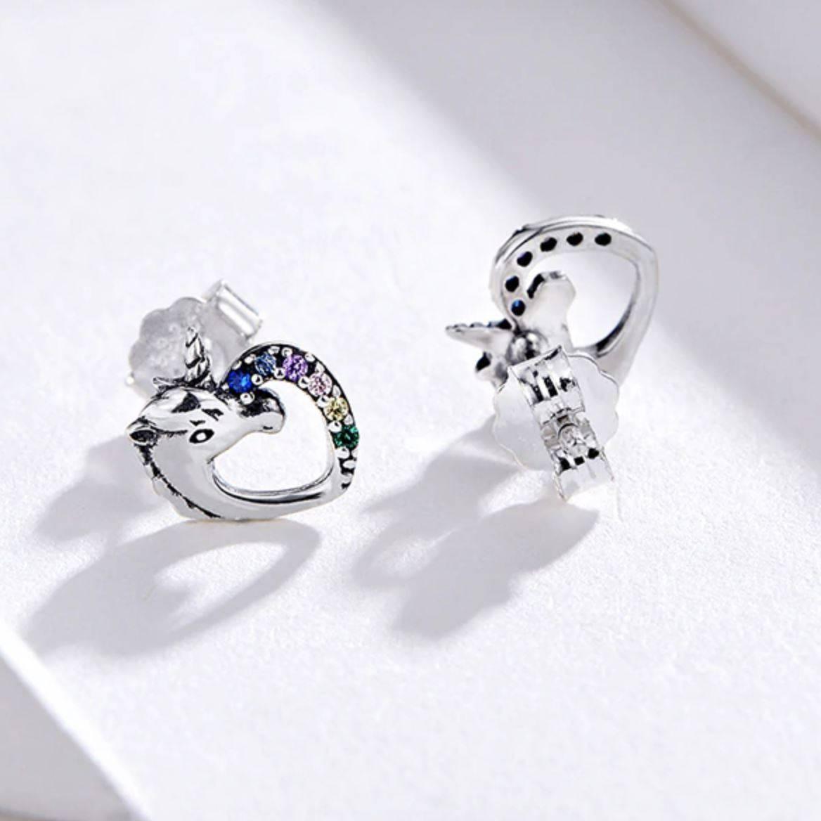 Unicorn earrings In Silver - A Unicorn