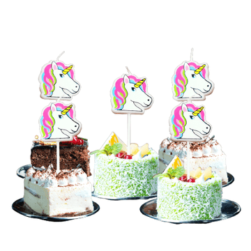 Velas festivas de cumpleaños de unicornio.