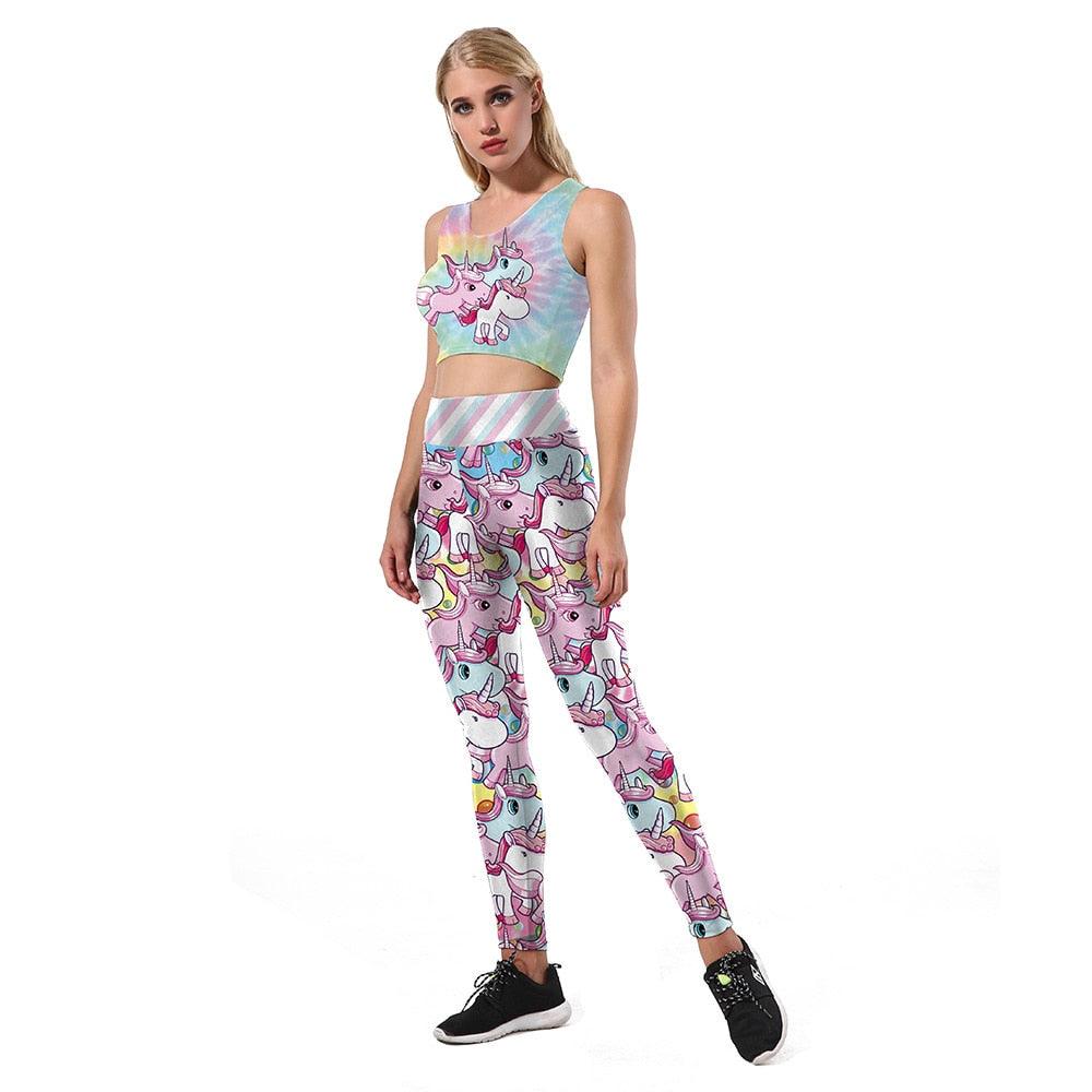 Conjunto de unicornio multicolor con mini top ajustado y leggins para mujer