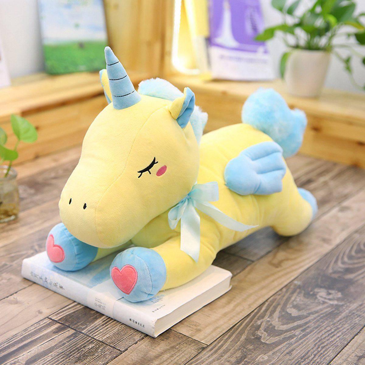 Une peluche licorne new arrivals